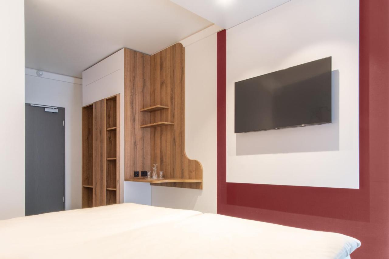 ריזה Hotel Wettiner Hof מראה חיצוני תמונה