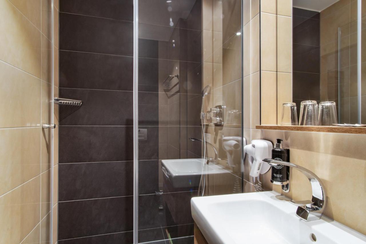 ריזה Hotel Wettiner Hof מראה חיצוני תמונה
